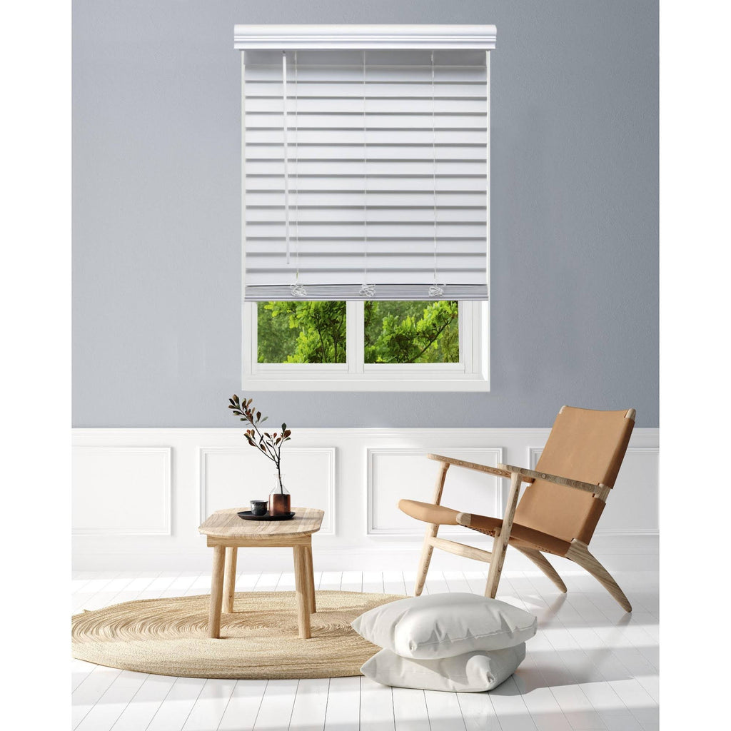 White Cordless Faux Wood Blind I18204