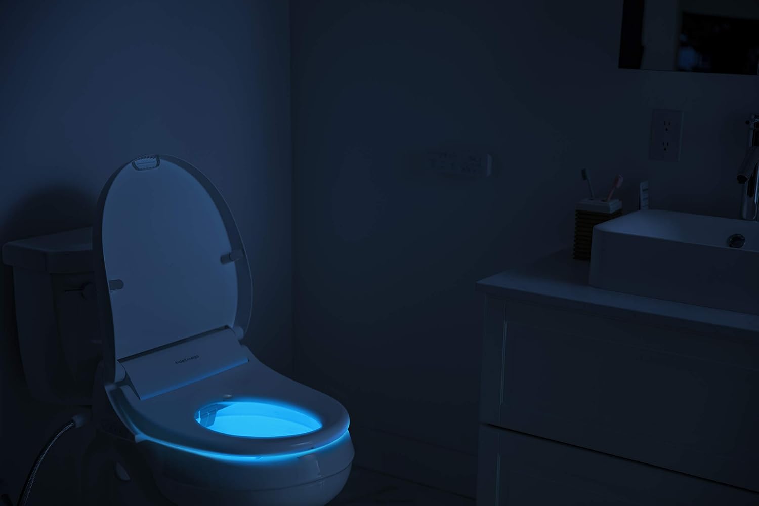 White Electronic Bidet Seat S615