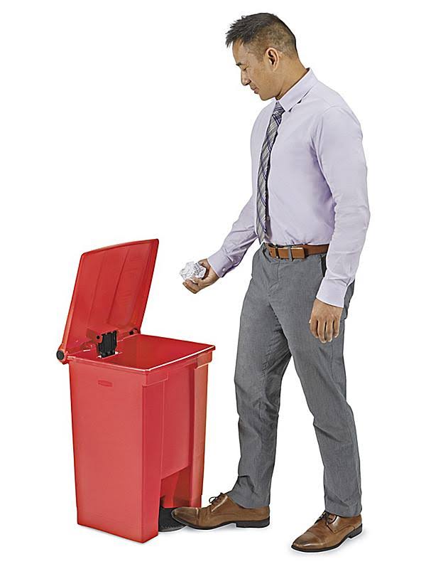 Red 12 gal Polyethylene Trash Can with Foot Pedal H201