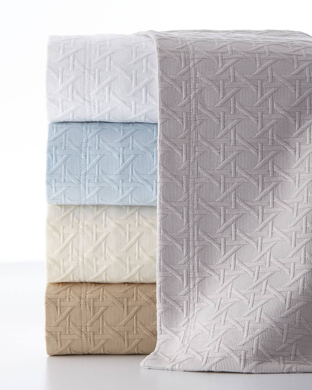 Silver Matelasse Coverlet E48187