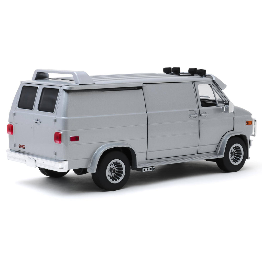 Silver Metallic 1/18 Diecast Model Car G918