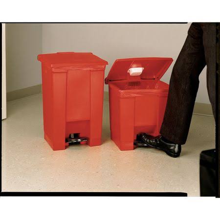 Red 12 gal Polyethylene Trash Can with Foot Pedal H201