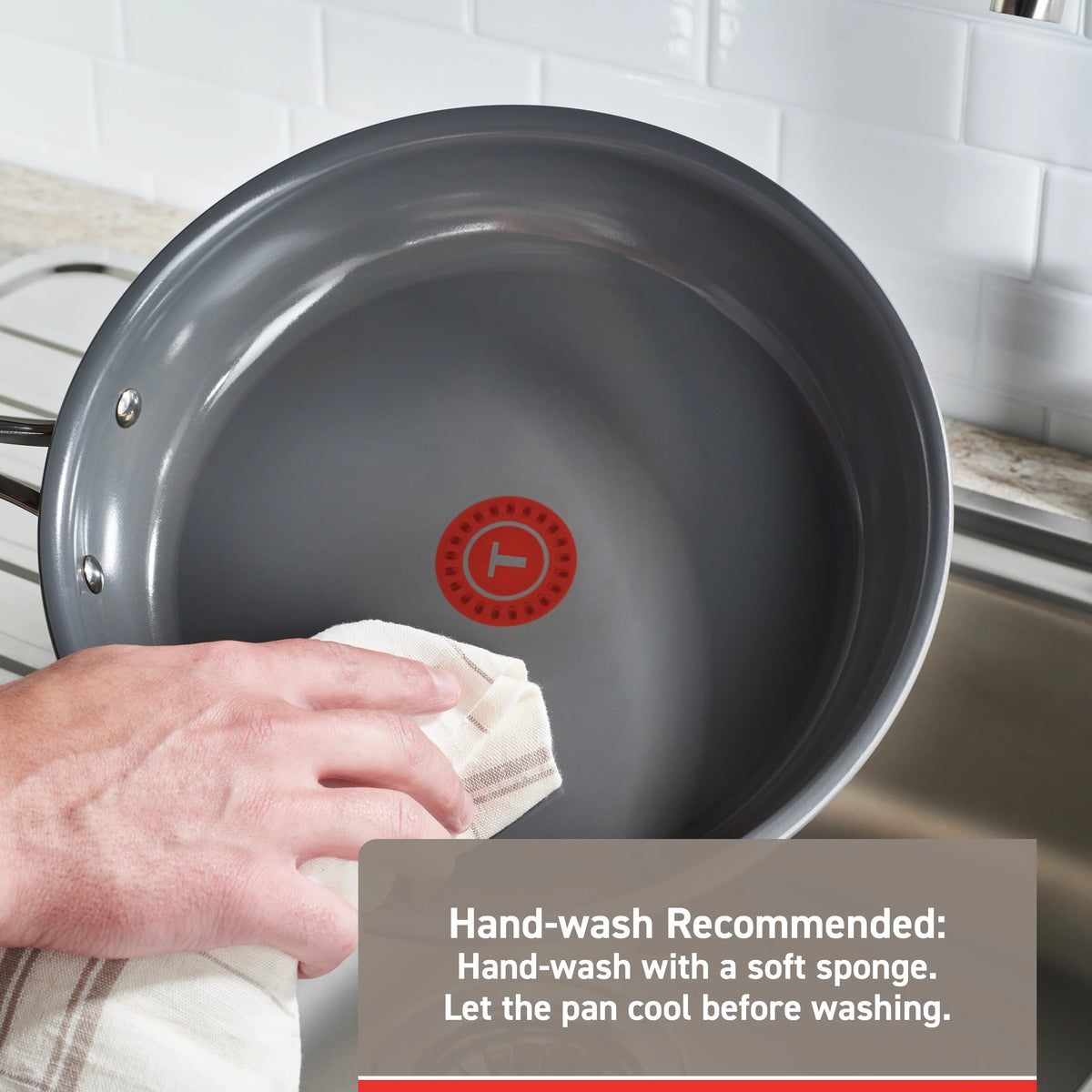 5.5 Quarts Nonstick Jumbo Cooker R489932