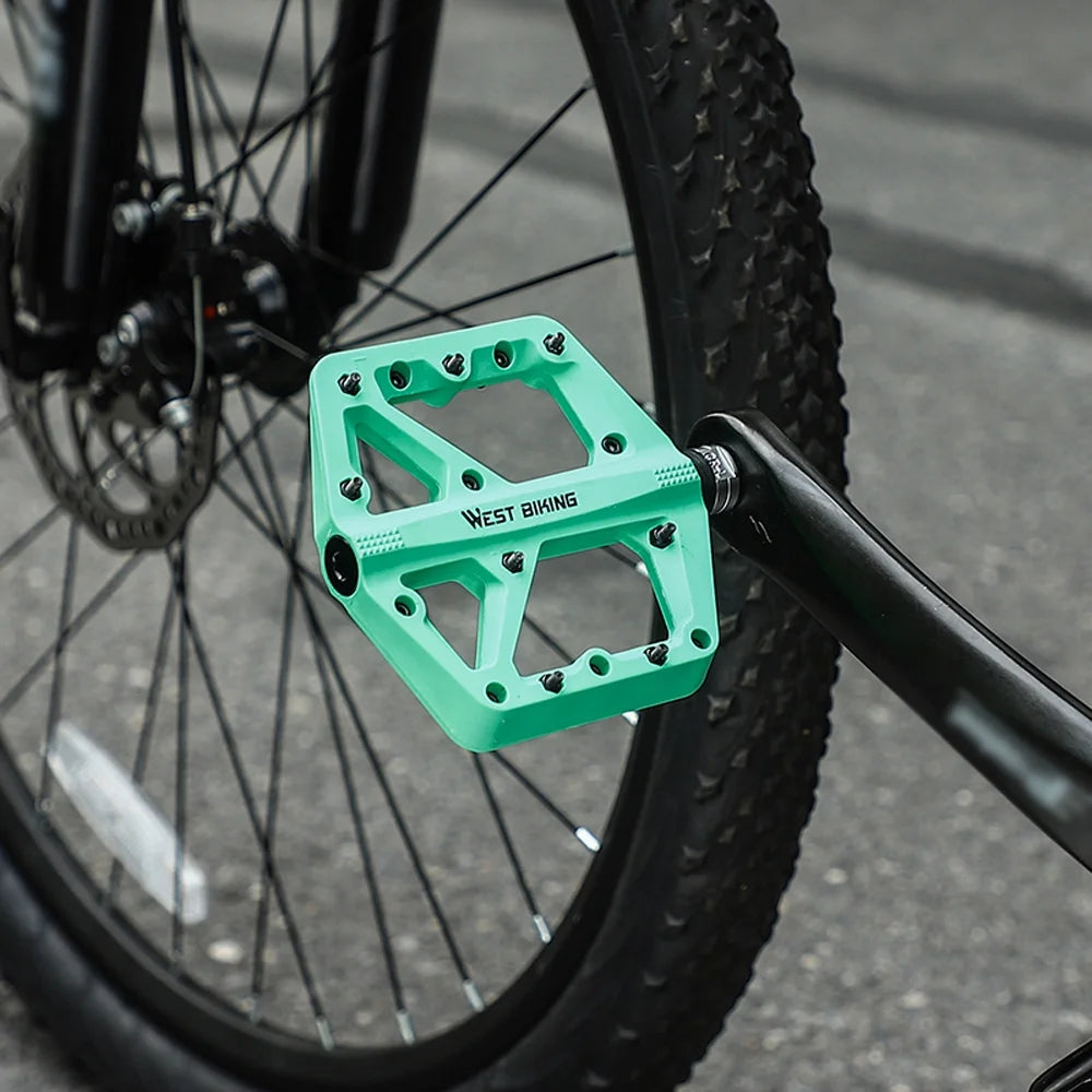 Ultralight Nylon Bike Pedals with 2 Bearings C32214