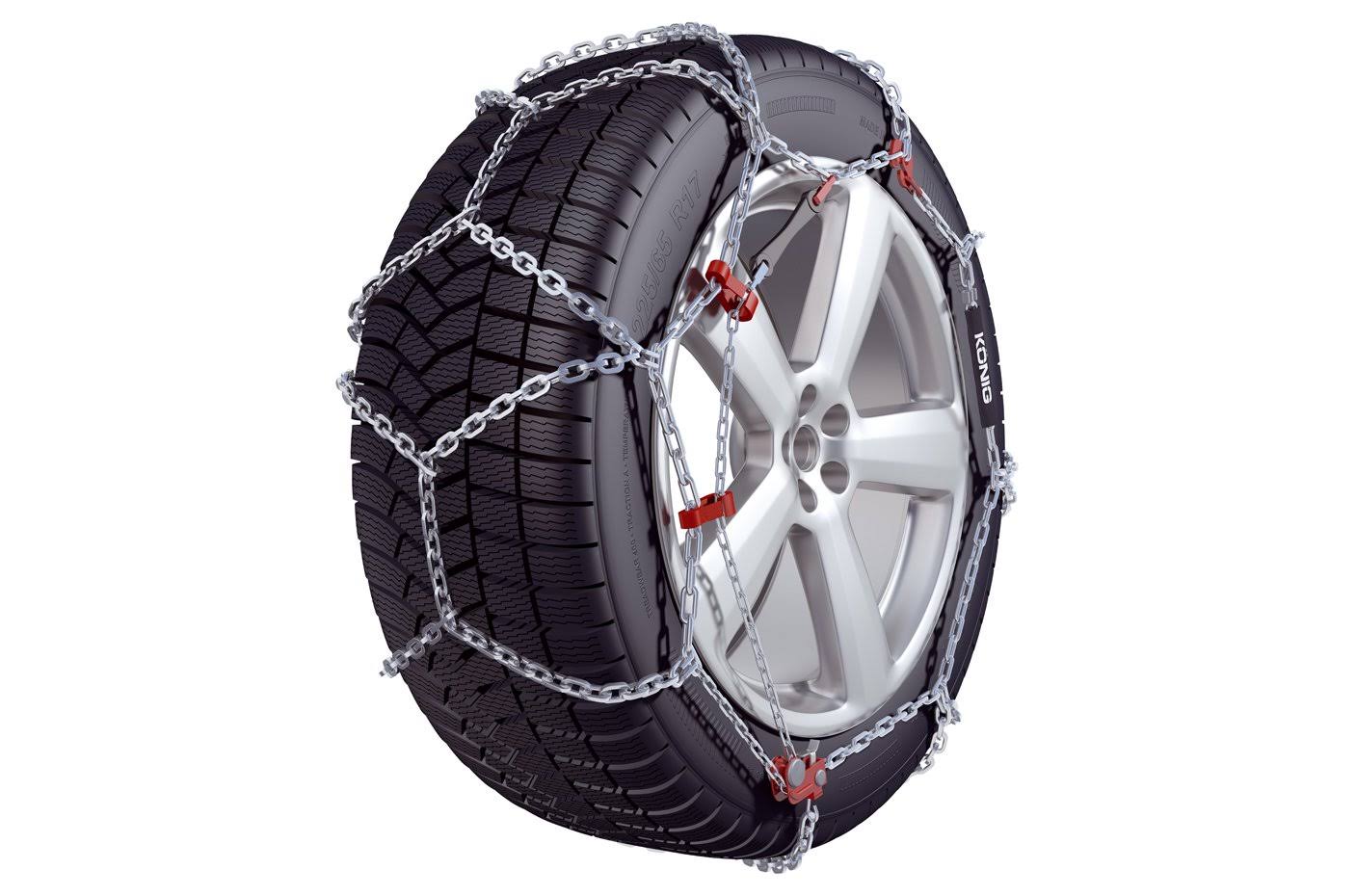 Manually Tensioning Snow Chains Set of 2 W3815