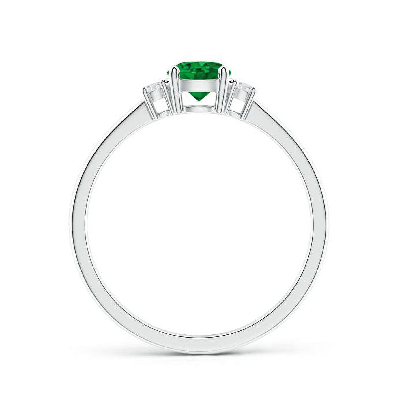 Natural Emerald & Diamond Classic Ring in Platinum Y67603