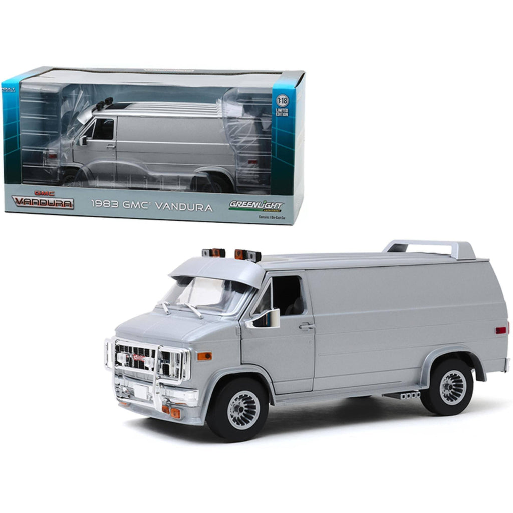 Silver Metallic 1/18 Diecast Model Car G918