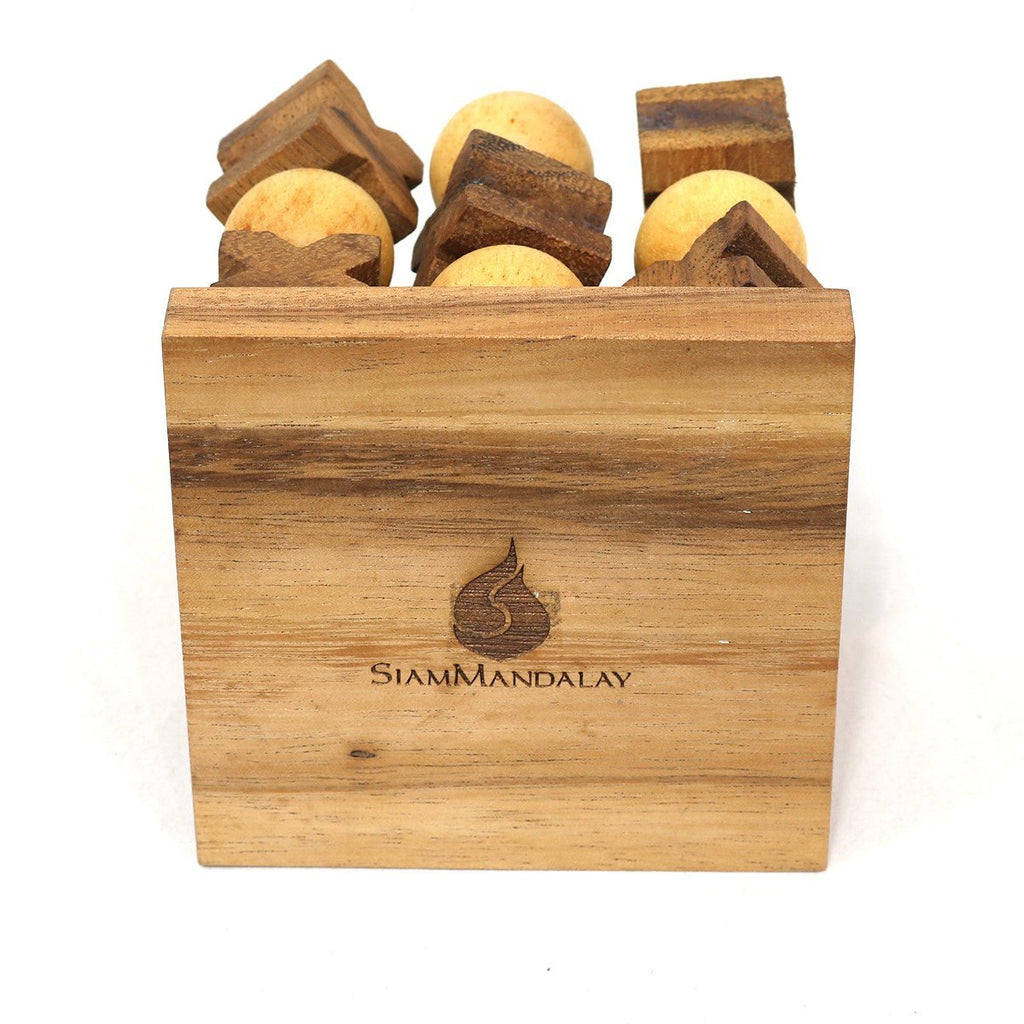 Wooden 3D Tic Tac Toe Game with Gift Box C311401